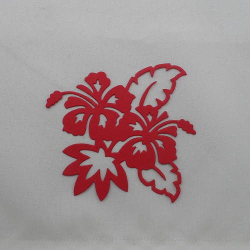 N°283 fleur  en papier rouge découpage  fin 