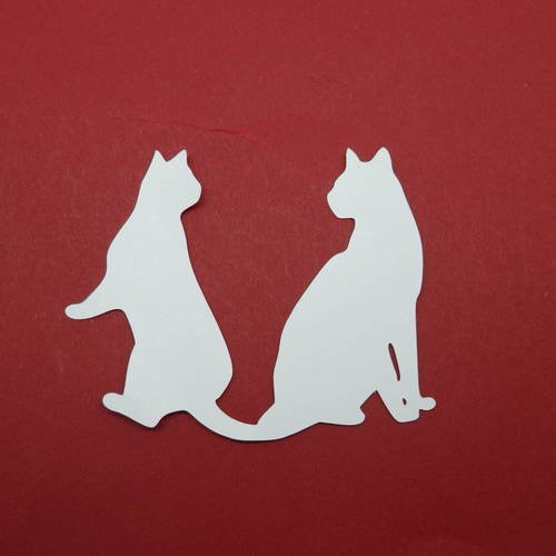 N°256  deux chats "attachés" par la queue en papier blanc  découpage  fin 