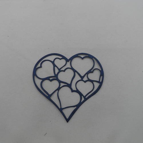 N°484 d'un cœur remplis de cœurs  en papier bleu nuit satiné découpage fin 