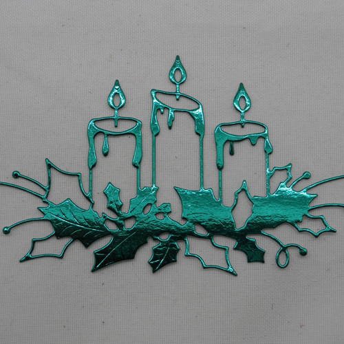 N°106 décoration de  noël  3 bougies et houx  en papier métallisé vert découpage  fin