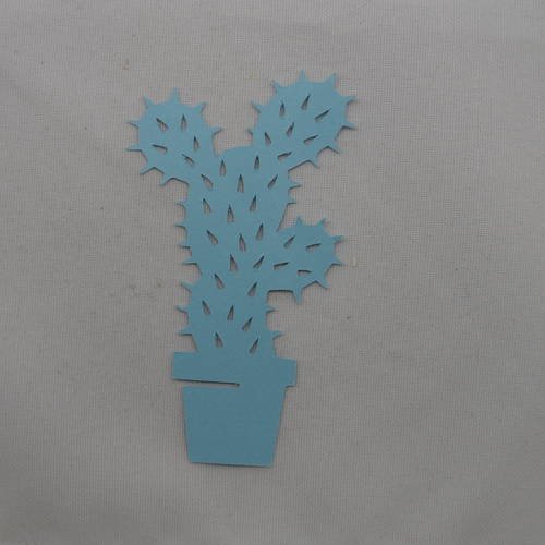 N°482  d'un cactus en papier bleu découpage fin