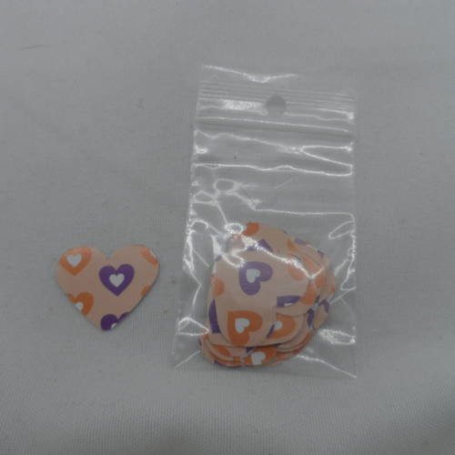 N°358 lot de 25 petits cœurs en papier à cœur orange blanc et violet    fond orange pale   pour  embellissement 