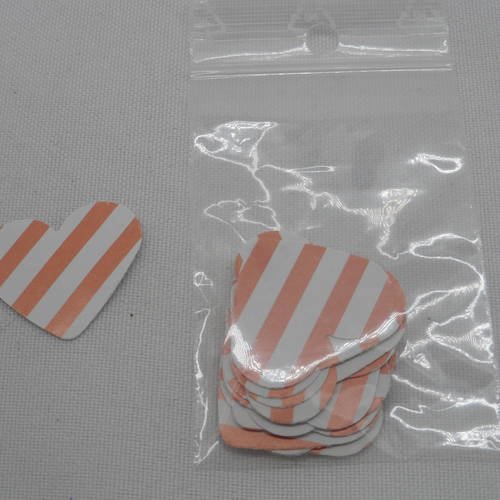 N°358 lot de 25 petits cœurs en papier à rayures blanche  et orange   pour  embellissement 