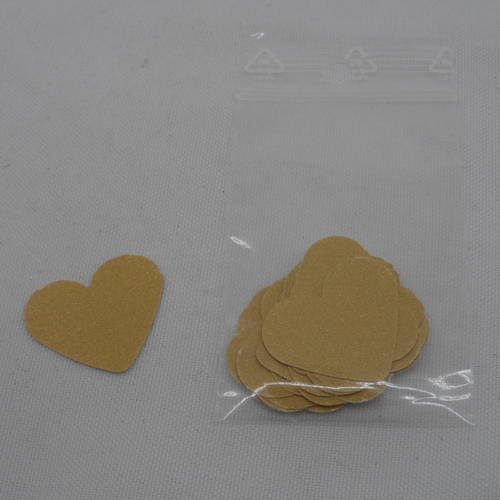 N°358 lot de 25 petits cœurs en papier  doré or une face  pour  embellissement 