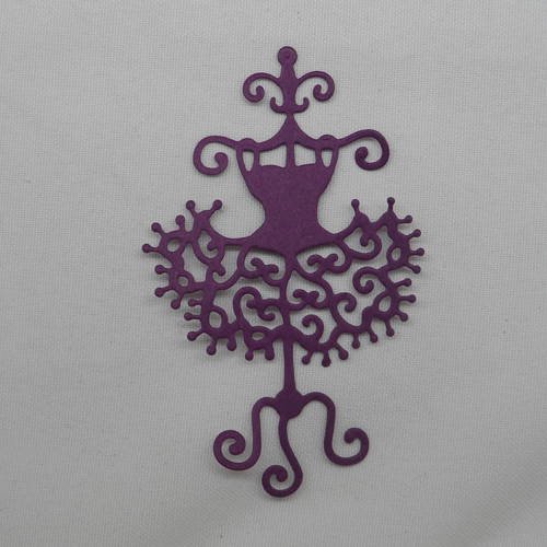 N°140 petite robe sur porte manteau  en papier  violet+ clair   embellissement découpe