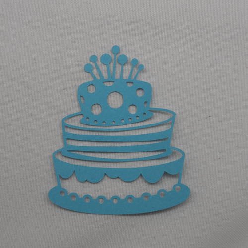 N°135 gâteau à étages  en papier bleu ciel   découpage fin 