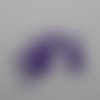 N°227  cigogne porte "bébé"   en papier violet foncé 