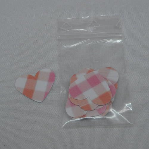 N°358 lot de 25 petits cœurs en papier à carreau  blanc  rose et orangé   pour  embellissement 