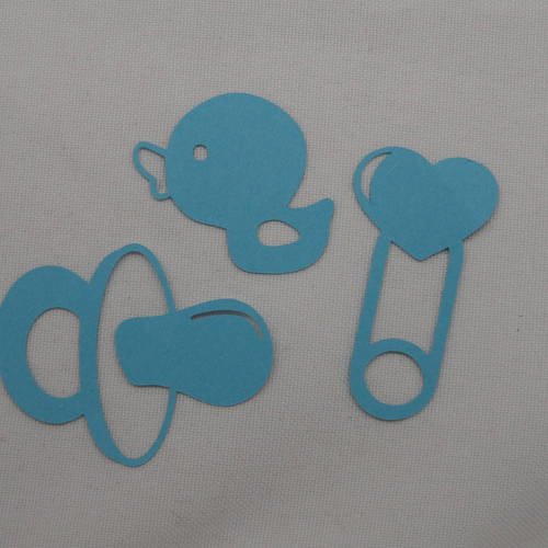 N°315 lot  de 3 objets bébé sucette épingle à nourrice jouet canard  en papier bleu plus foncé   découpage fin 