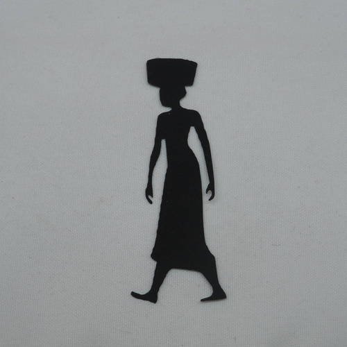 N°365 africaine n°2 portant panier sur la tête  en papier noir  découpage 