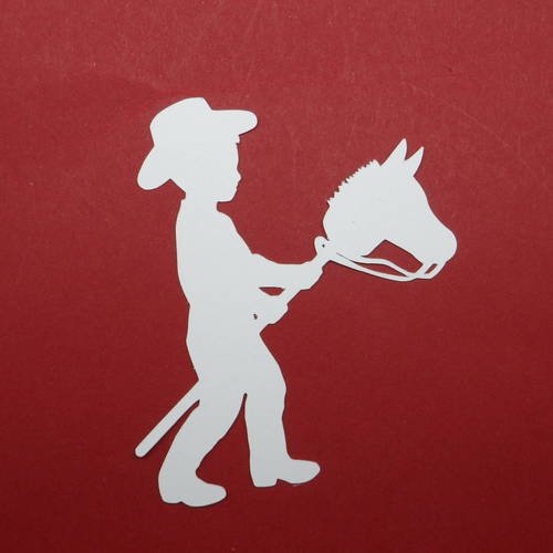 N°362 petit garçon au chapeau sur faux cheval    en papier blanc  découpage