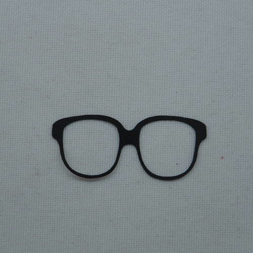 N°353 d'une paire de lunette en papier noir  découpage fin