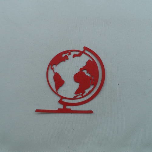 N°314 globe terrestre  en papier rouge  découpage fin 