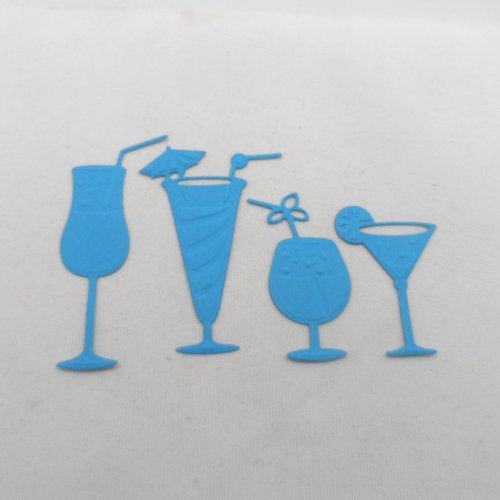 N°278 lot de quatre verres à cocktails   en papier bleu   découpage  fin et gaufrage