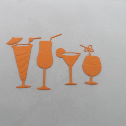 N°278 lot de quatre verres à cocktails   en papier orange vif découpage  fin et gaufrage