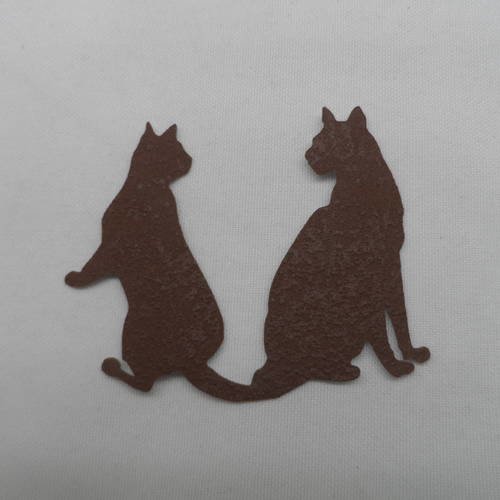 N°256  deux chats "attachés" par la queue  en papier tapisserie marron  découpage  fin 