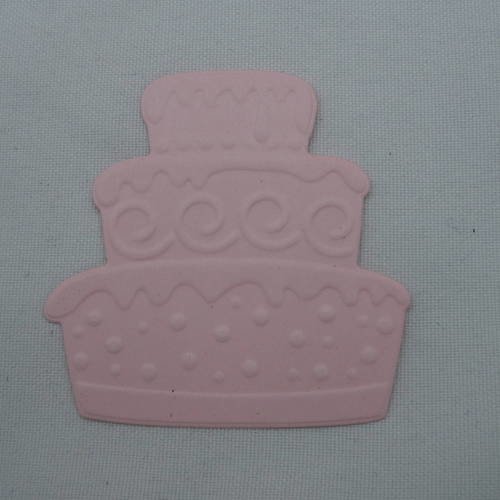 N°247  d'un gâteau  en papier   rose n°1 découpage fin et gaufrage 