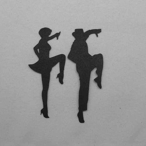 N°244   d'un couple de danseur séparé  en papier noir découpage  fin