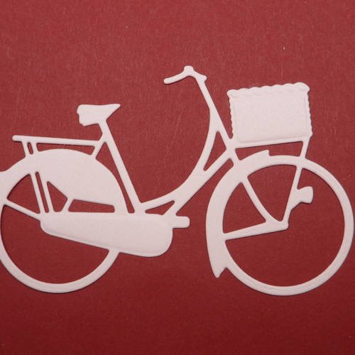 N°240  d'un grand vélo en papier  rose  avec panier découpage fin 