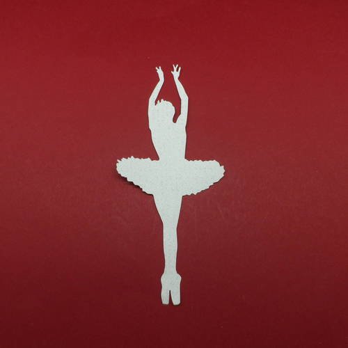 N°237  d'une danseuse petit rat en papier tapisserie  blanc à paillette découpage fin 