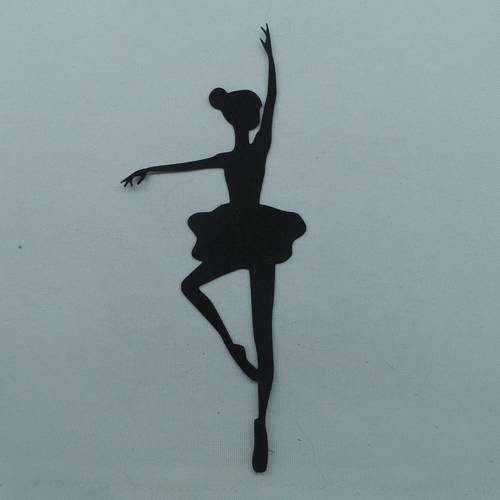 N°215 d'une danseuse  en papier noir découpage 