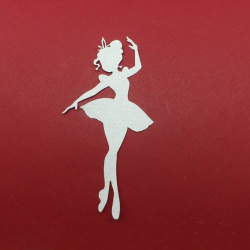 N°223 jolie "danseuse fée "  en papier tapisserie blanc à paillette  découpage 