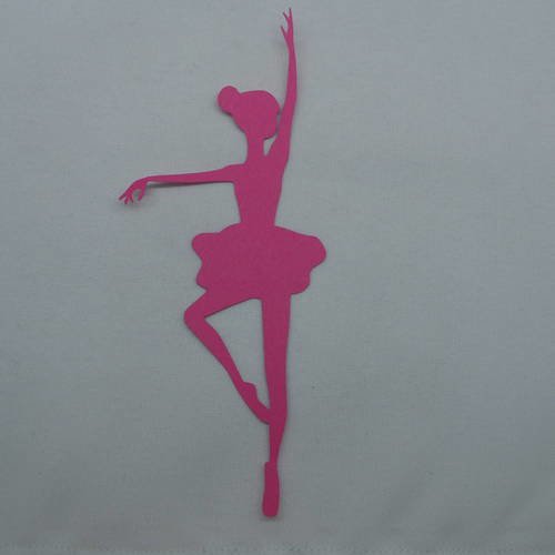 N°215 d'une danseuse  en papier fuchsia découpage 