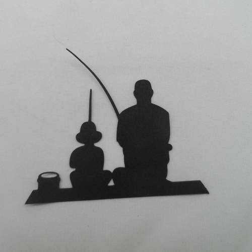 N°252  scène de pêche avec deux personnages  en papier noir  découpage  fin