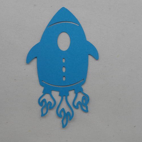 N°205 d'une petite fusée   en papier bleu turquoise