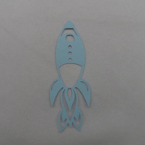 N°204 d'une petite fusée fine en papier bleu ciel pale