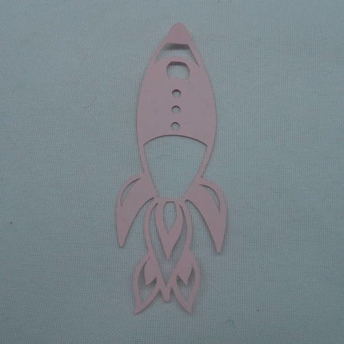 N°204 d'une petite fusée fine en papier rose