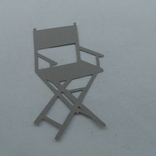 N°143 fauteuil cinéma en papier gris  découpage fin 