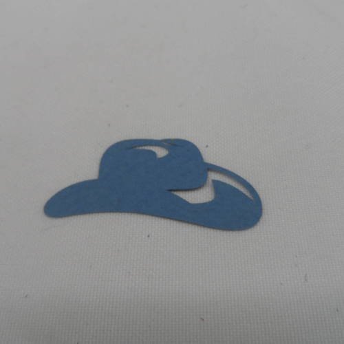N°119  d'un chapeau de cow-boy en papier bleu "jean"  découpage fin 