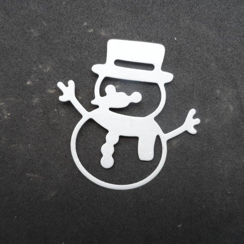 N°105 bonhomme de neige avec chapeau écharpe en papier  gris découpage