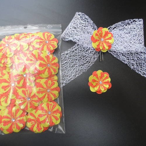 N°157 fleurs en papier tapisserie orange et vert anis  cœur strass  pour embellissement
