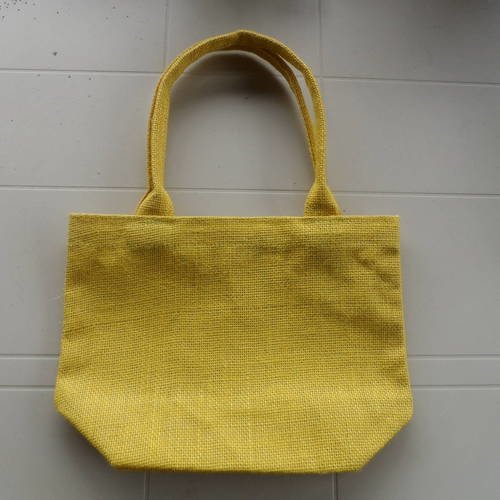 N°200 joli petit sac bandoulière en toile de jute jaune 