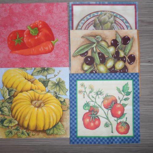 N°160 lot de 5 serviettes différentes en papier sur thème des légumes 