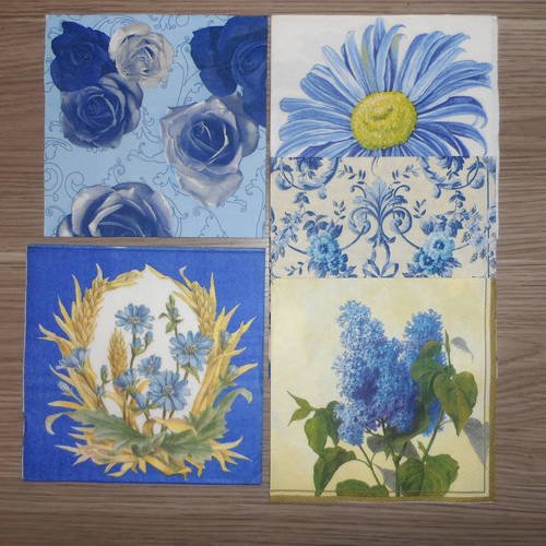N°160 lot de 5 serviettes différentes en papier sur thème des fleurs couleur bleue 