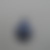 N°100 b une petite boule de noël en papier bleu marine métallisé    découpage fin