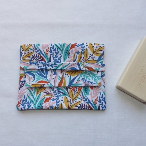 Pochette à savon doublé en tissu enduit