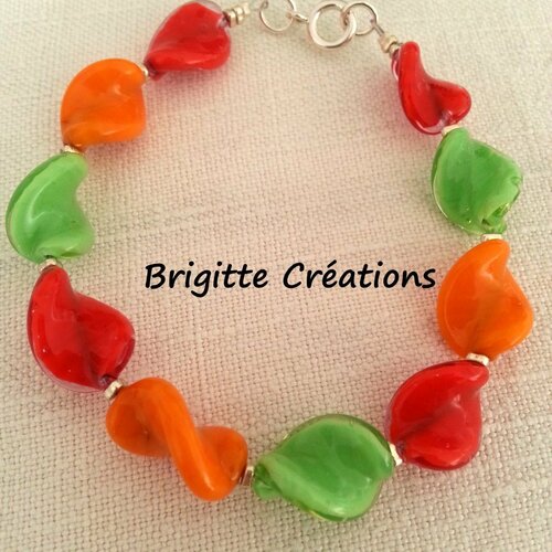 Bracelet en perles de verre de murano authentiques vertes,rouges et orange,sur éléments en argent,