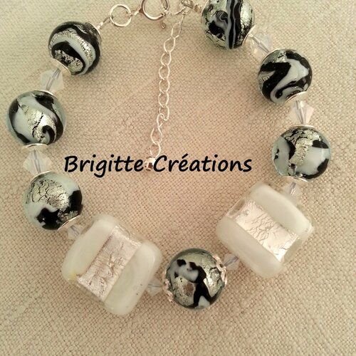Bracelet en perles de verre de murano authentiques blanc,feuille d'argent,noir,sur éléments en argent,