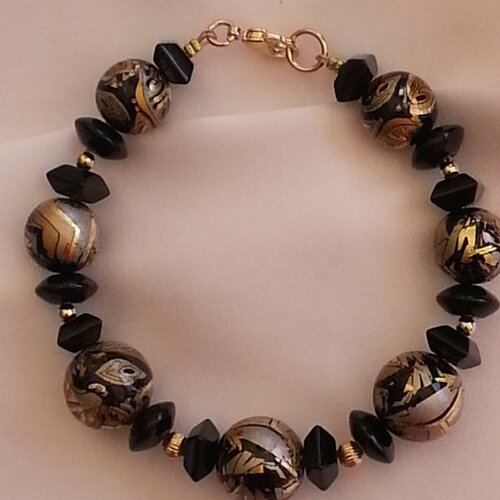 Bracelet en perles tensha et onyx,rondes de 12 et 10 mm de diamètre,longueur 19,5 cm,