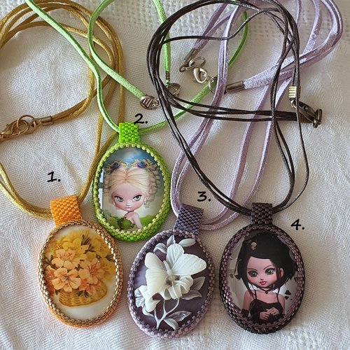 Pendentifs tours de cou cabochons en verre ovales de 40 x 30 mm