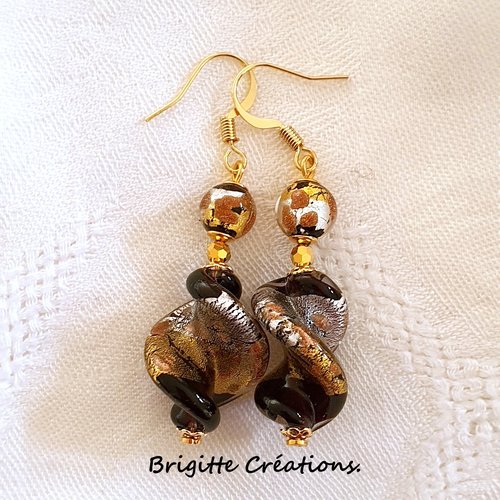 Boucles d'oreilles en perles de verre de murano authentiques sur crochets en plaqué or.