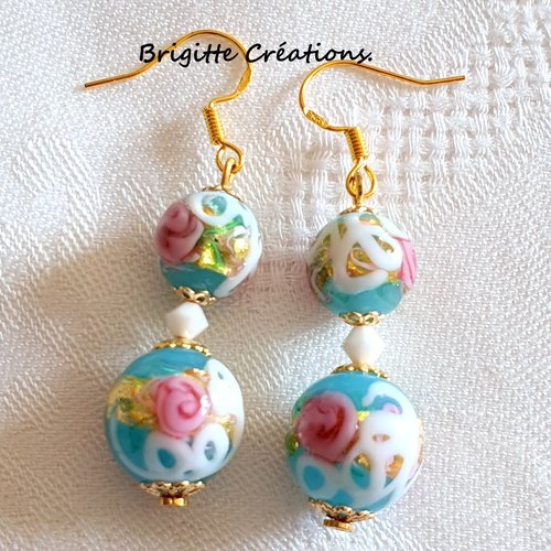 Boucles d'oreilles en perles de verre de murano authentiques.