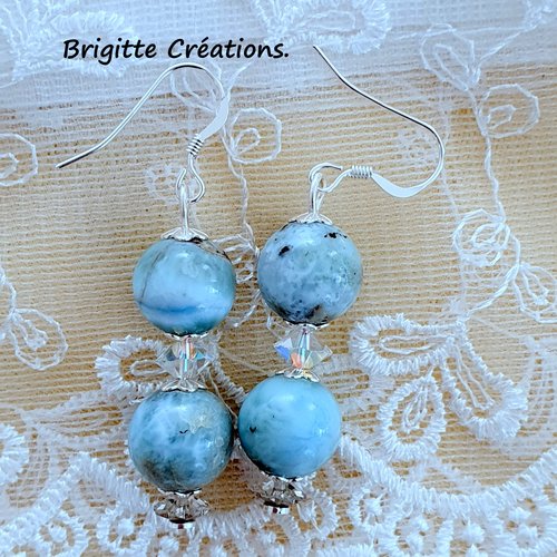 Boucles d'oreilles réalisées en perles rondes lisses en véritable larimar.