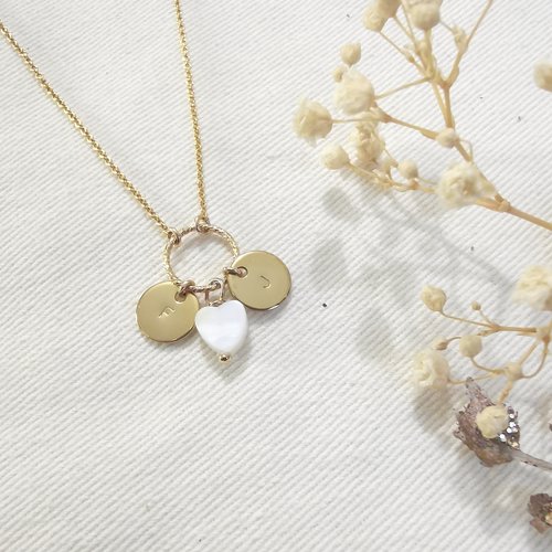 Collier~ cercle d'amour~ initiales  gold filled or 14 k brillesurmoi