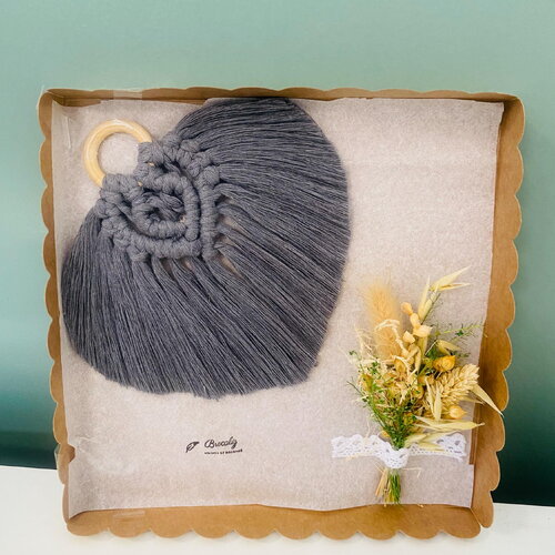 Coeur macramé dans coffret