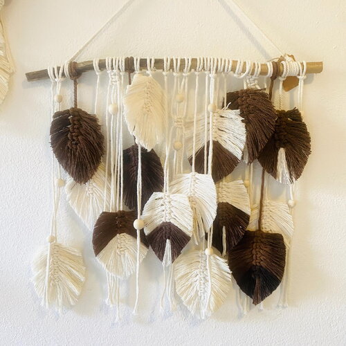 Suspension mini feuilles en macramé